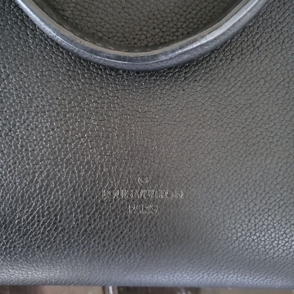 Louis Vuitton Lockme Purse - Picture 12 of 16